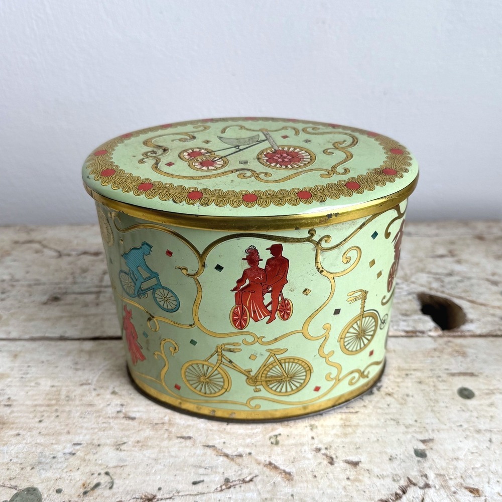 Vintage Baret Ware Art Grace Oval Tin England Victorian Bicycle Graphics Green